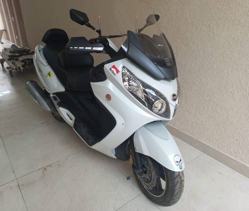 DAFRA MAXSYM 400i DAFRA MAXSYM 400i